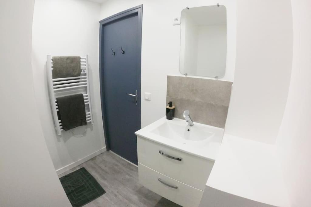 דירות סן-קוונטן Atypique T1 Duplex - Wifi .Parking .Proche .Gare מראה חיצוני תמונה