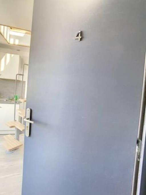 דירות סן-קוונטן Atypique T1 Duplex - Wifi .Parking .Proche .Gare מראה חיצוני תמונה